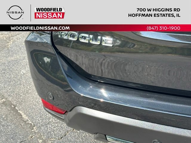Used 2019 Nissan Rogue SV w/ Sun & Sound Touring Package AWD/4WD image 12