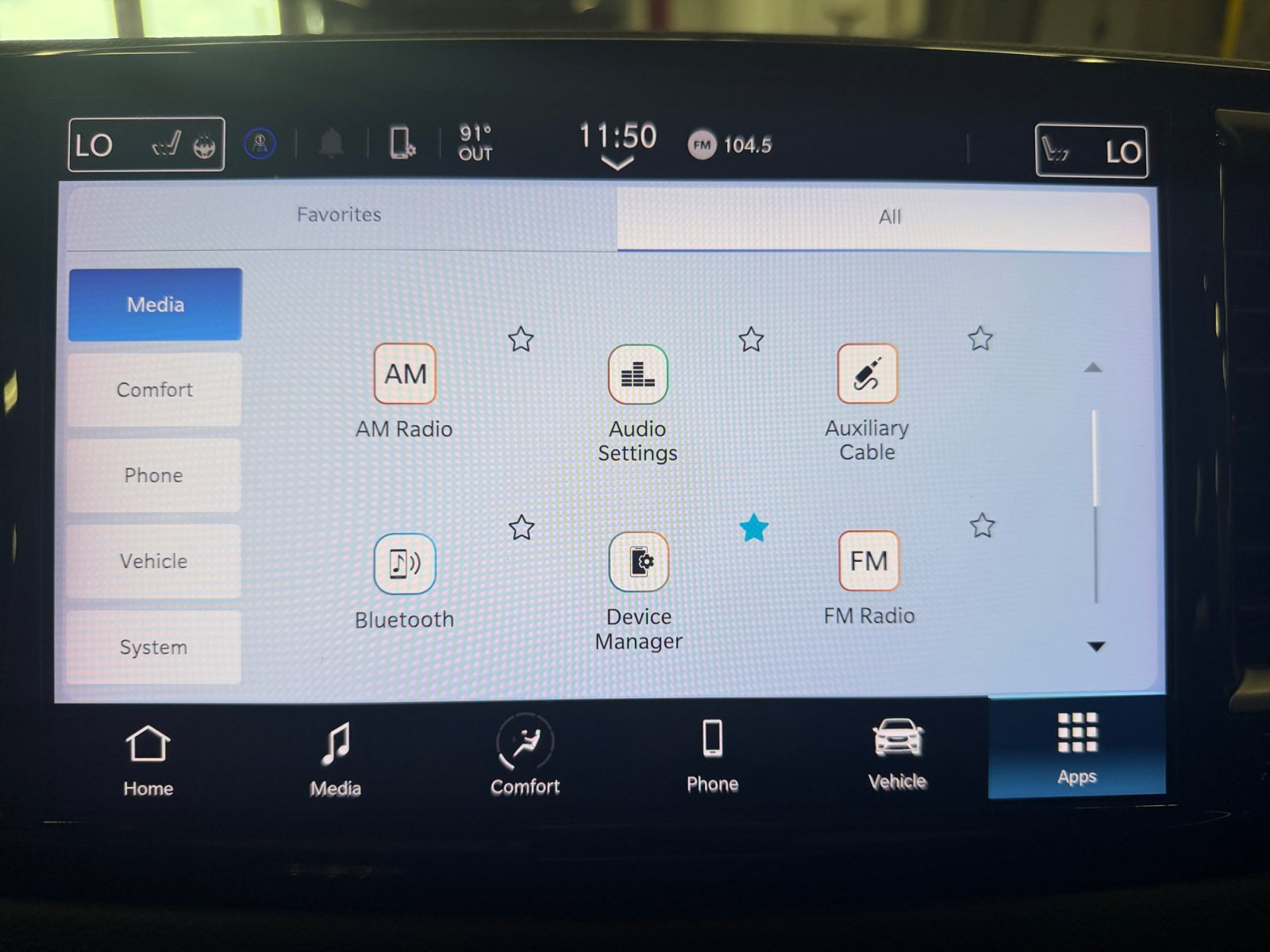 Used 2024 Chrysler Pacifica Touring-L FWD image 39