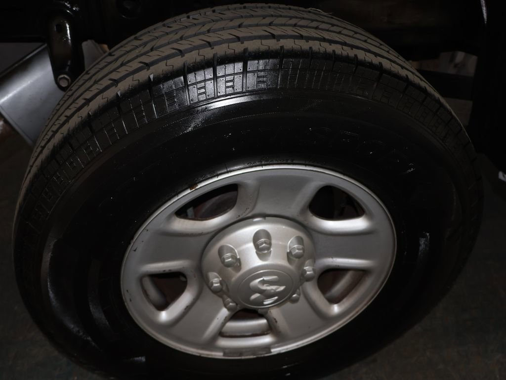 Used 2016 RAM 2500 Tradesman image 33