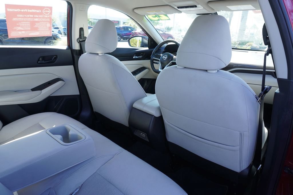 Certified 2025 Nissan Altima 2.5 SV image 10