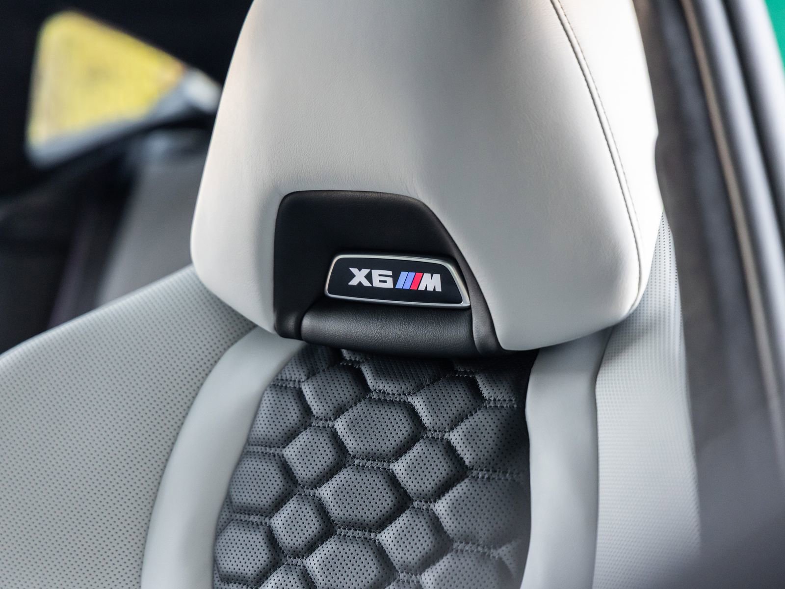 Used 2025 BMW X6 M Competition w/ Executive Package image 29