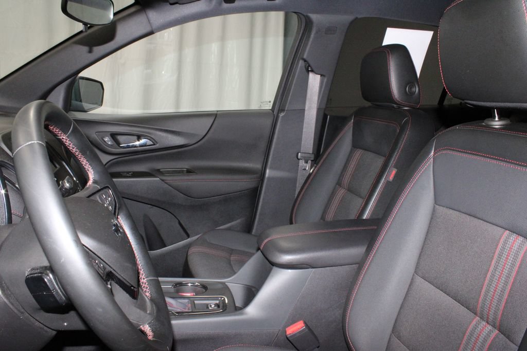 Used 2023 Chevrolet Equinox RS FWD image 27