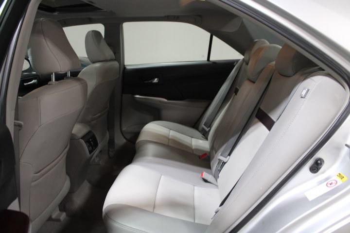 Used 2013 Toyota Camry XLE w/ Leather Pkg FWD image 19