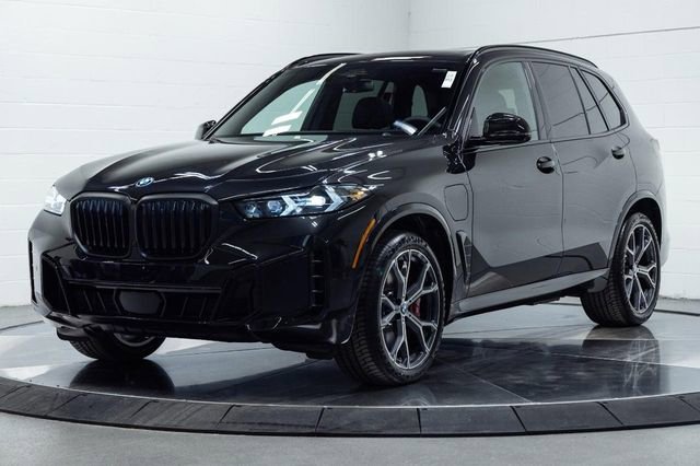 New 2026 BMW X5 xDrive50e w/ Executive Package image 8