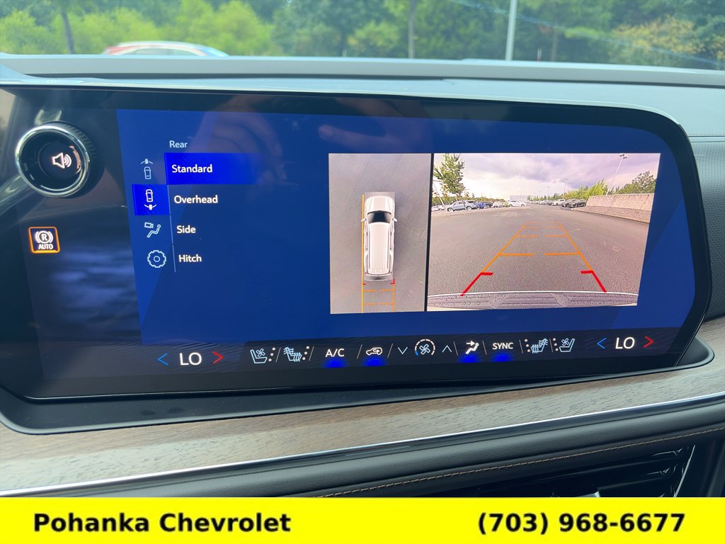 New 2026 Chevrolet Suburban High Country AWD/4WD image 16