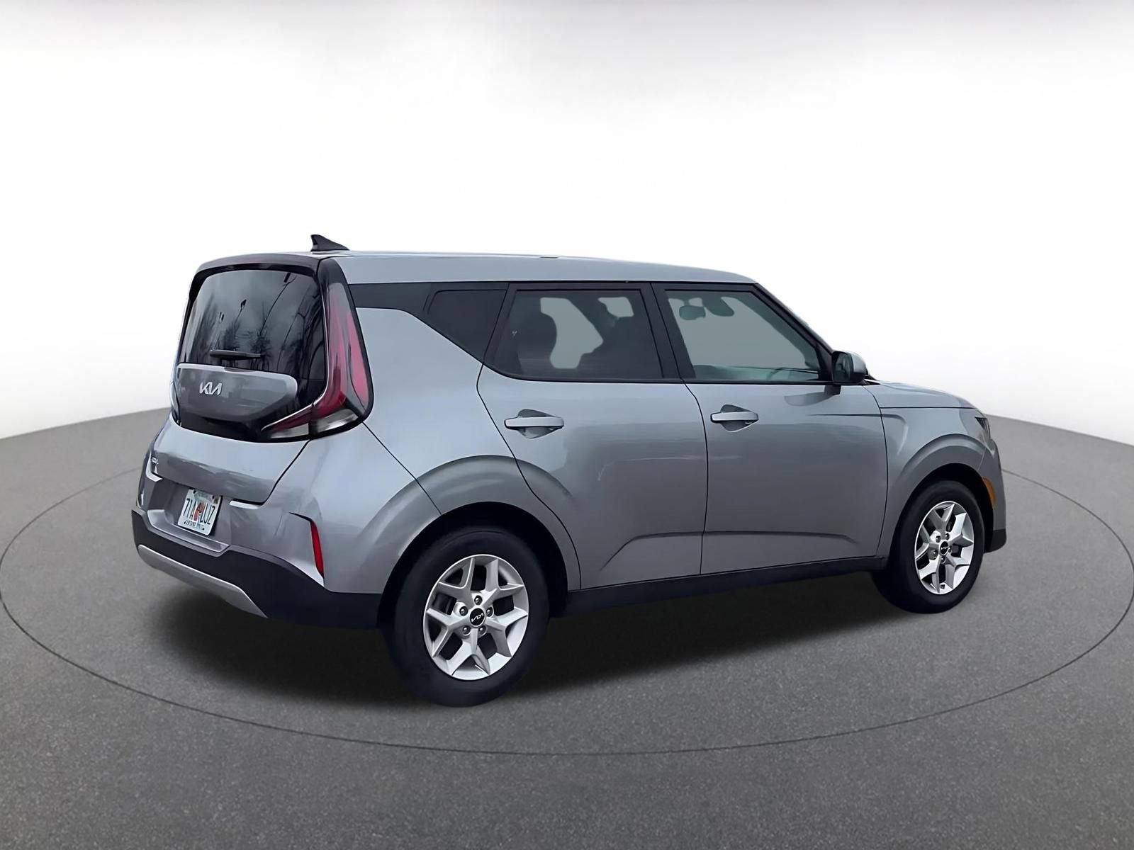 Used 2025 Kia Soul LX w/ LX Technology Package image 15