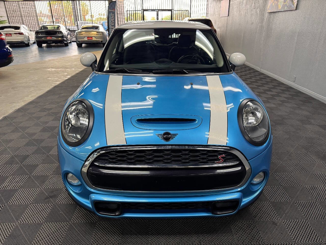 Used 2019 MINI Cooper S w/ Signature Upholstery Package image 5