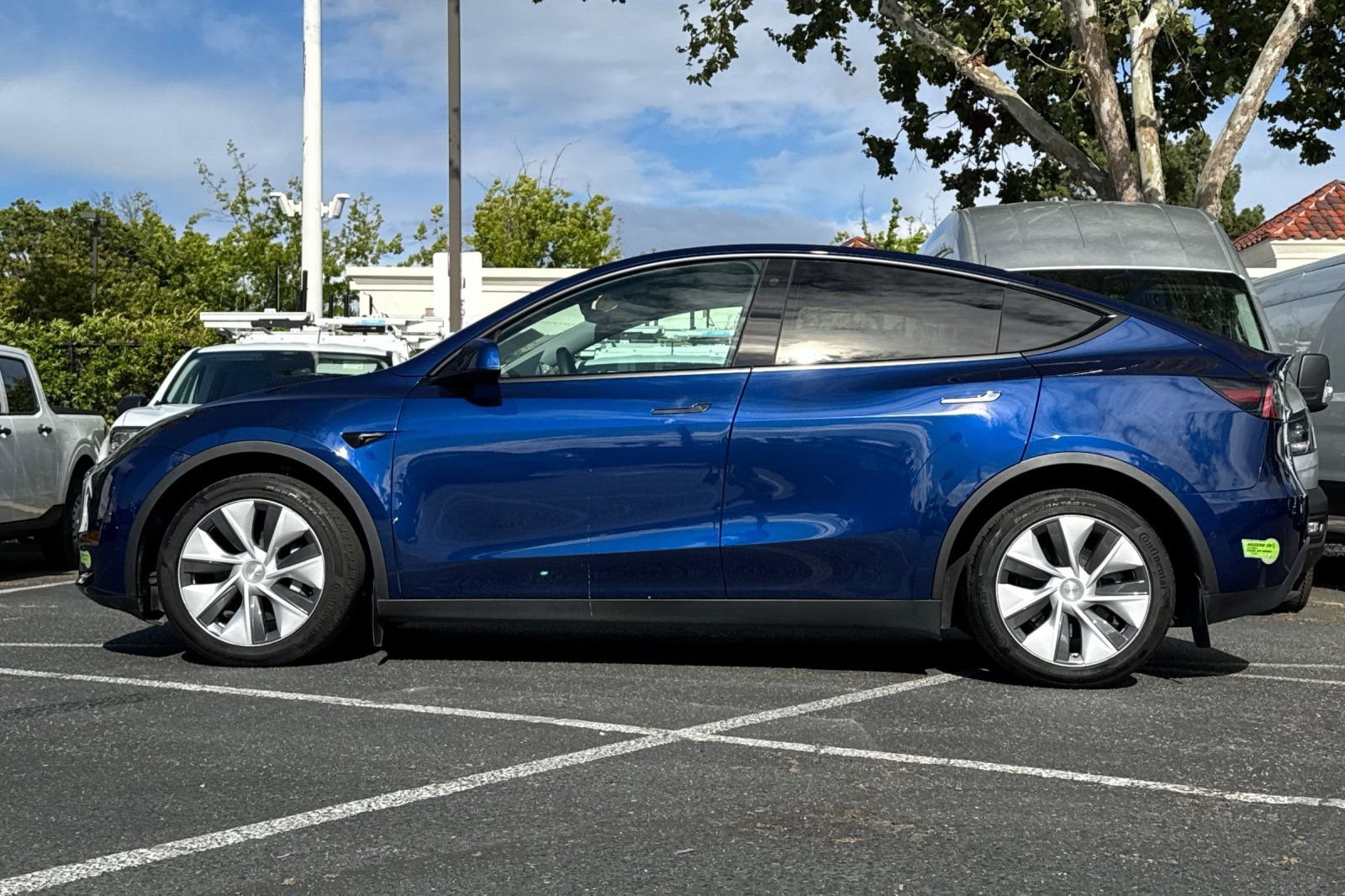 Used 2023 Tesla Model Y Long Range AWD/4WD image 7