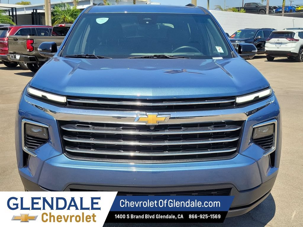 Certified 2025 Chevrolet Traverse LT FWD image 16