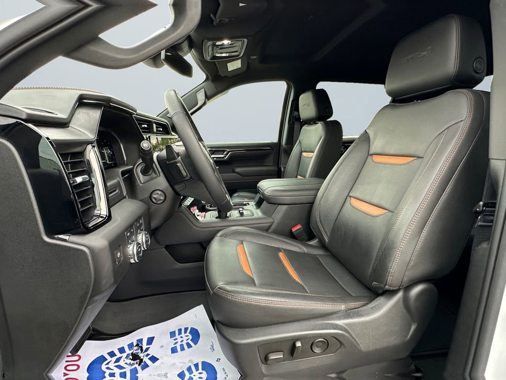 Used 2023 GMC Sierra 1500 AT4 AWD/4WD image 9