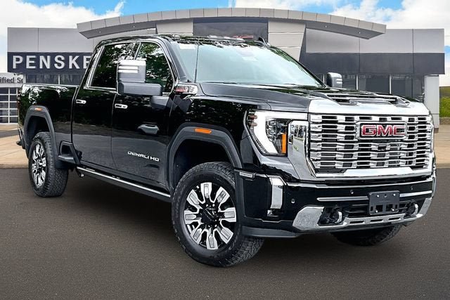 New 2026 GMC Sierra 2500 Denali w/ Technology Package AWD/4WD image 2