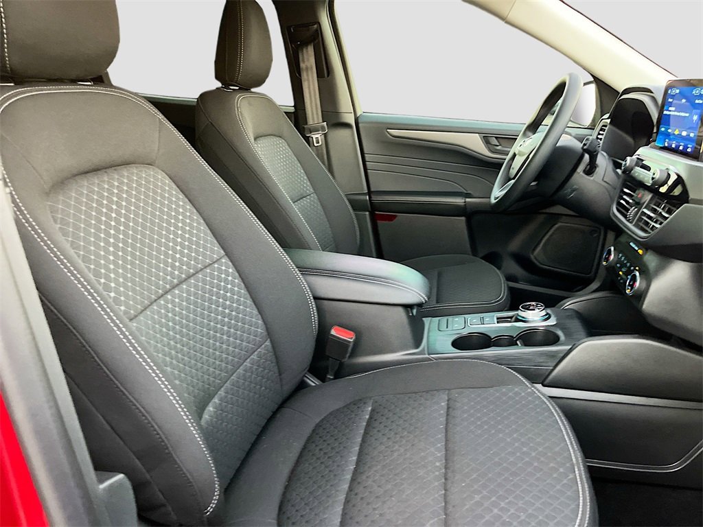 Used 2025 Ford Escape Active image 27