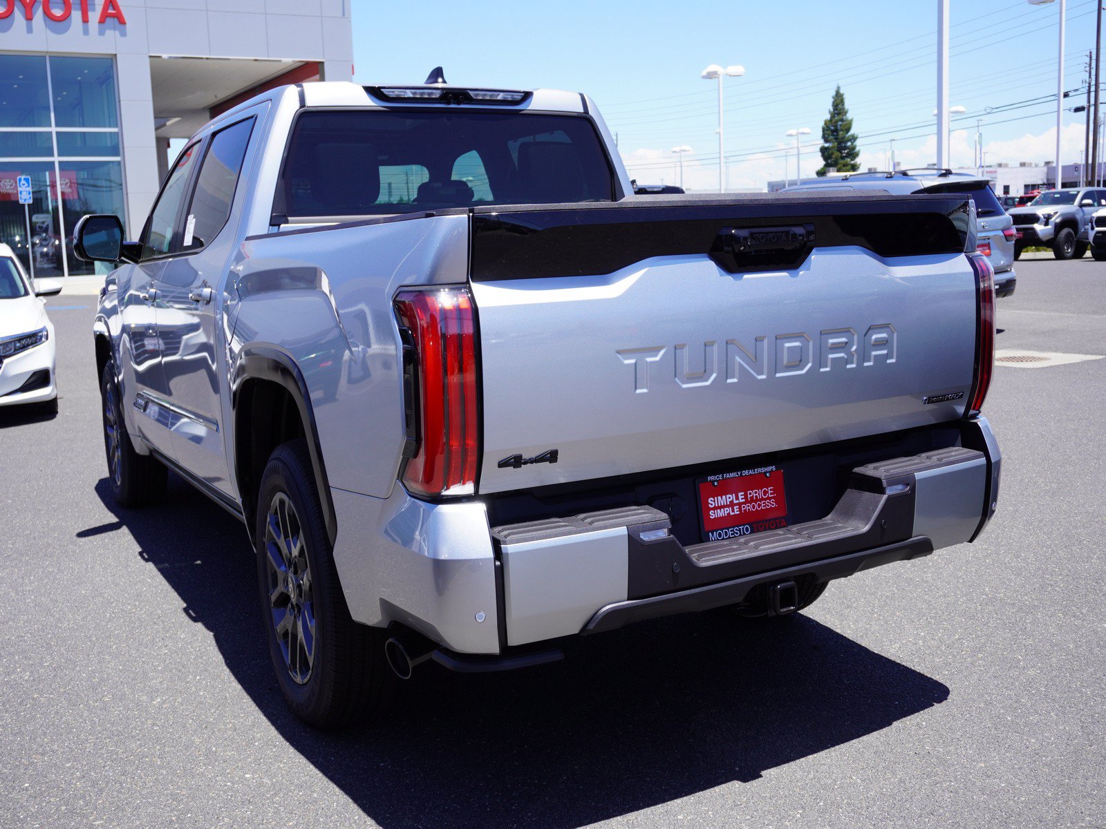 New 2026 Toyota Tundra Platinum AWD/4WD image 10