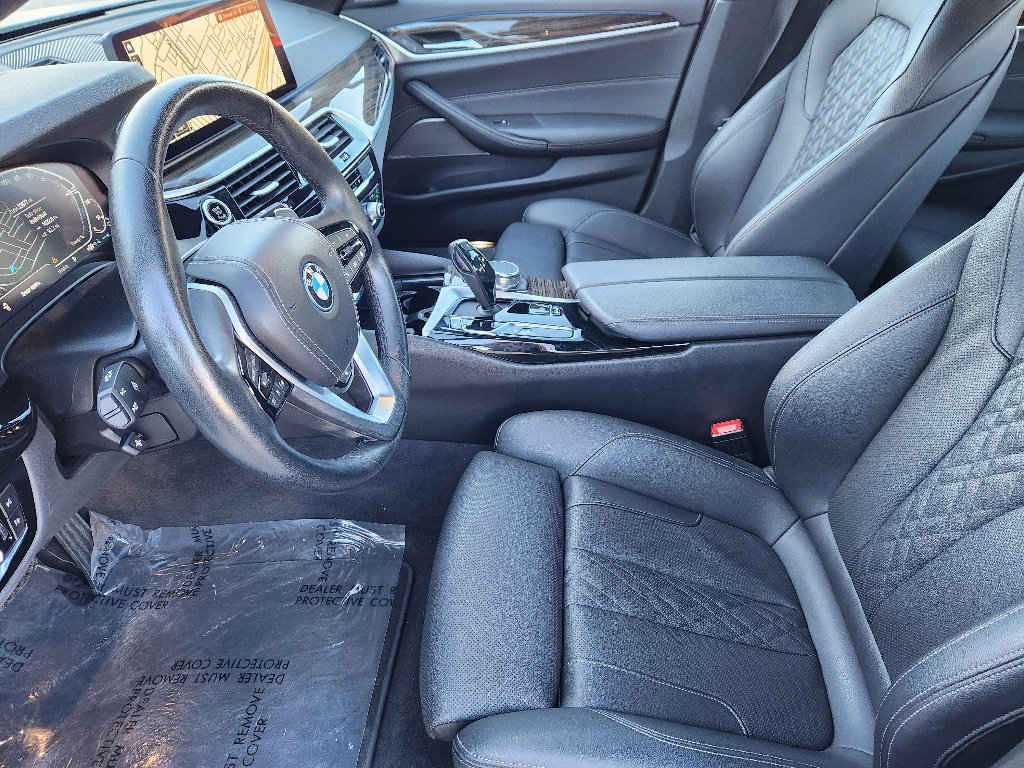 Used 2023 BMW 530e xDrive image 14