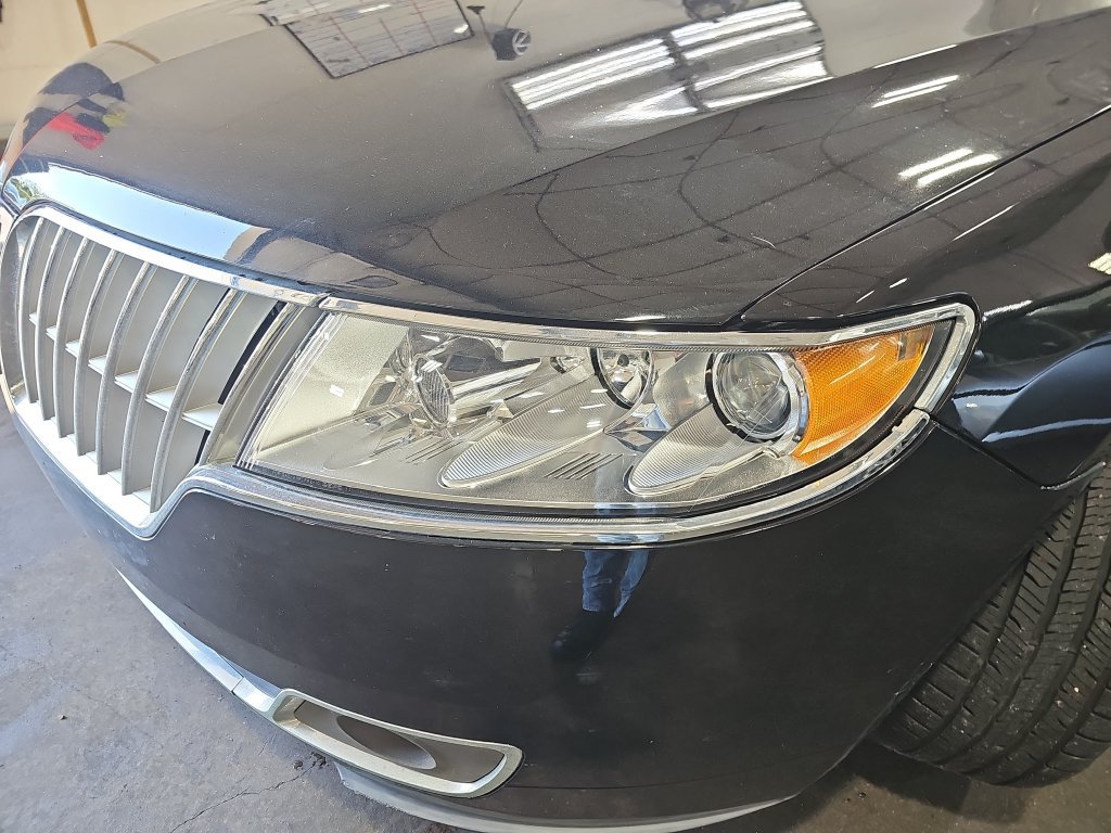 Used 2012 Lincoln MKZ AWD image 32