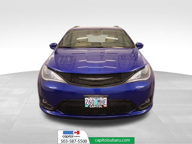 Used 2019 Chrysler Pacifica Touring Plus w/ S Appearance Package FWD image 6