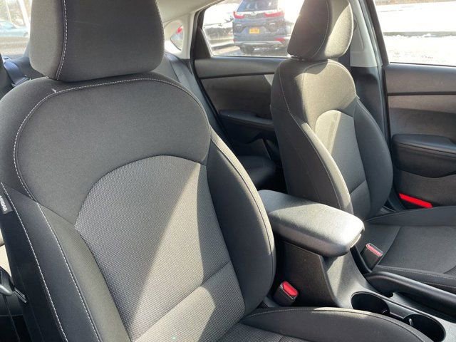 Used 2023 Kia Forte LXS image 10