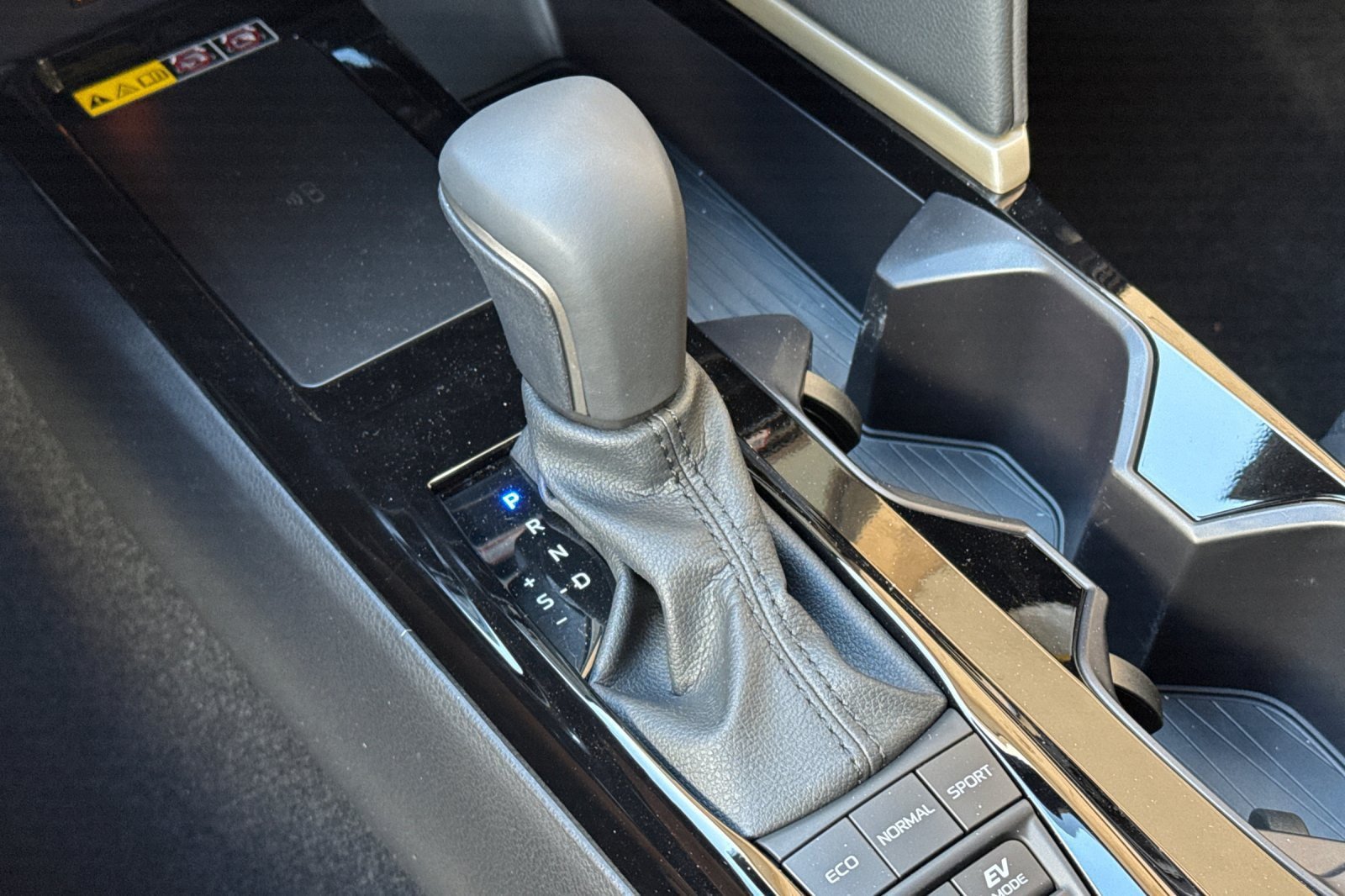 New 2026 Toyota Camry XSE AWD/4WD image 24