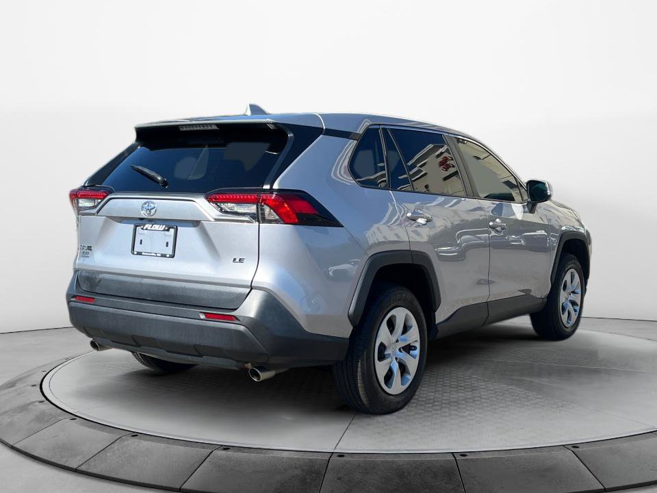 Used 2023 Toyota RAV4 LE FWD image 7