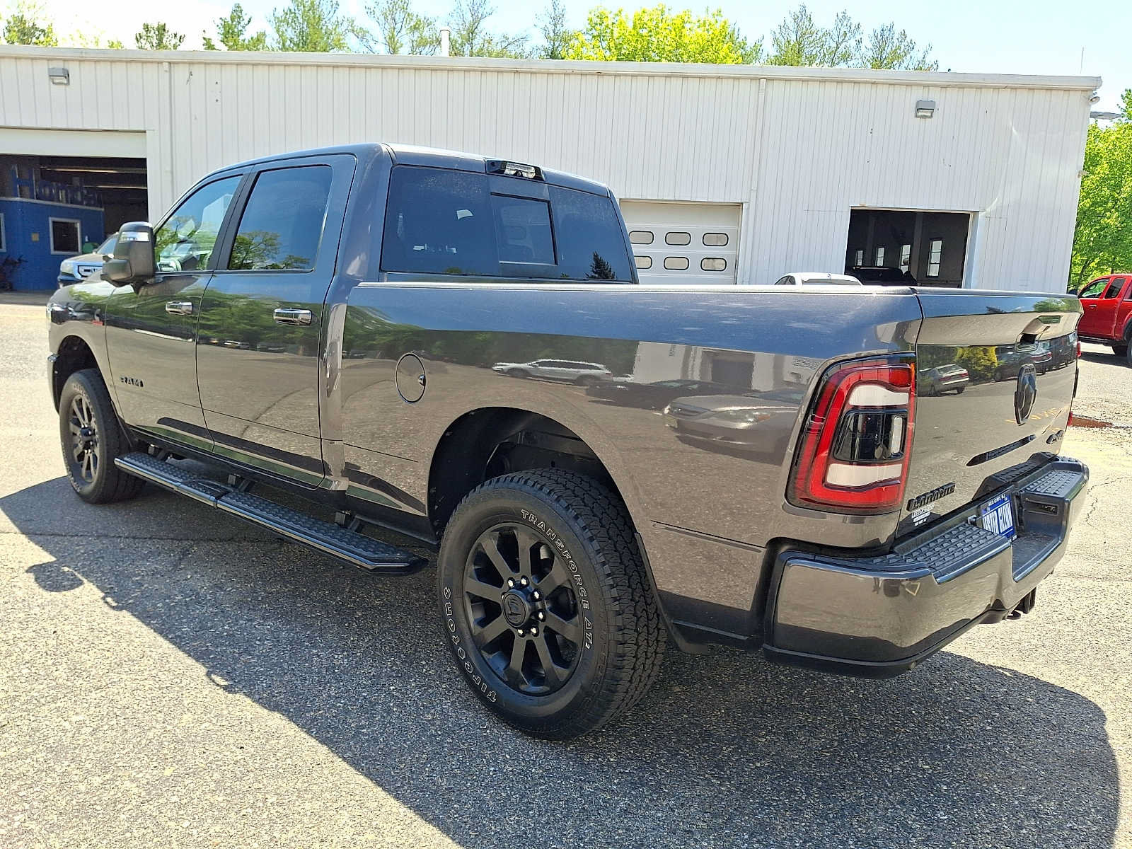 Used 2024 RAM 3500 Laramie w/ Night Edition AWD/4WD image 4
