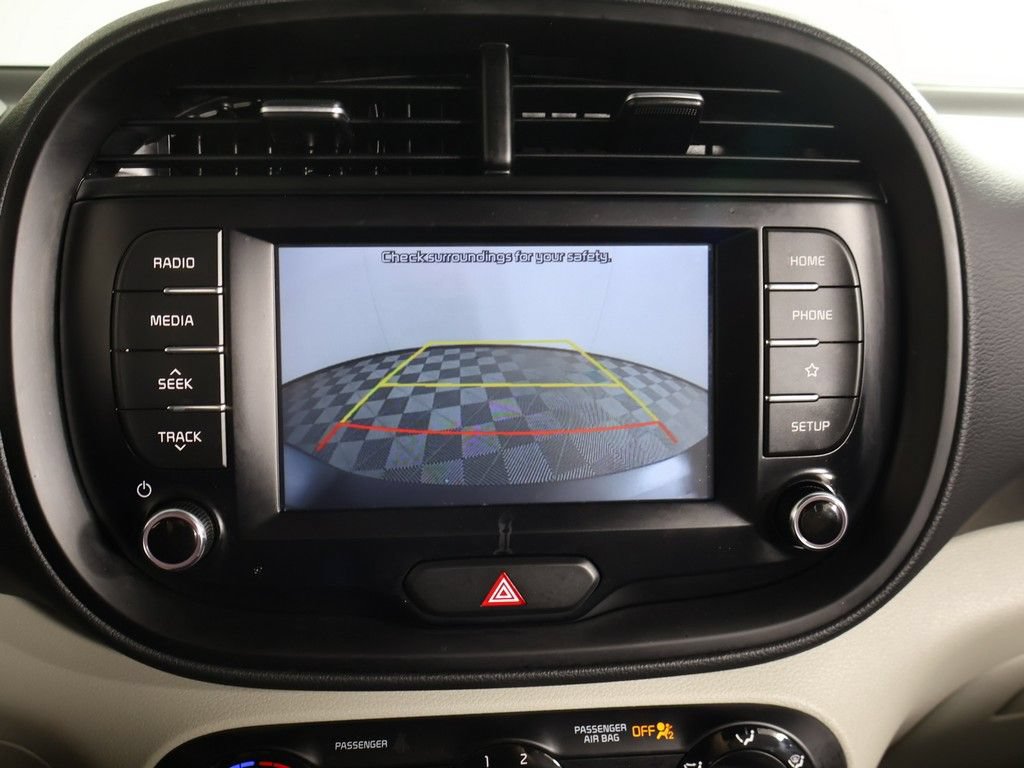 Used 2021 Kia Soul LX FWD image 40