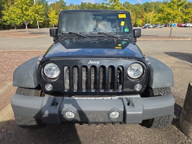 Used 2015 Jeep Wrangler Unlimited Sport w/ Connectivity Group AWD/4WD image 8