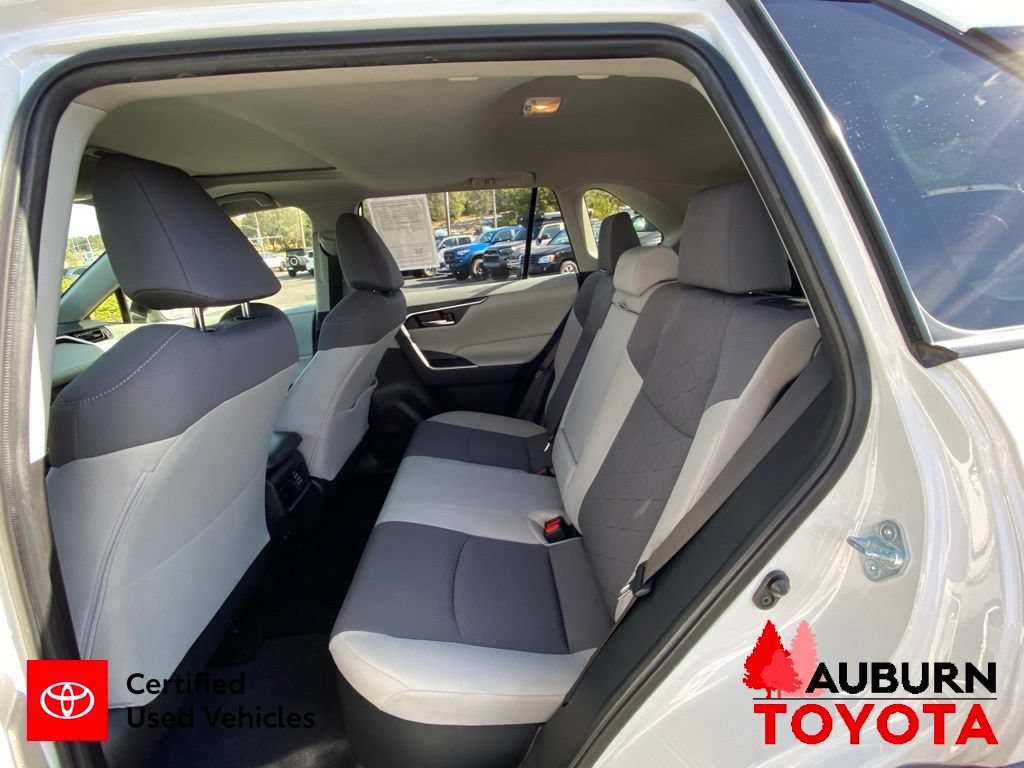 Certified 2021 Toyota RAV4 XLE w/ Convenience Package AWD/4WD image 24