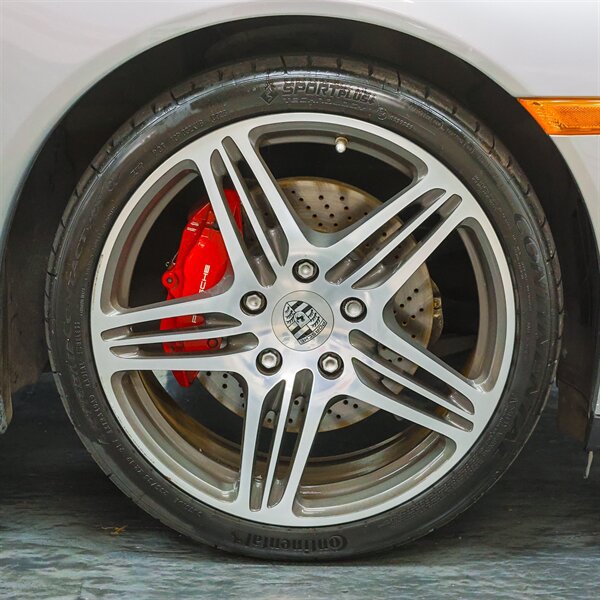 Used 2009 Porsche 911 Carrera 4S AWD/4WD image 39