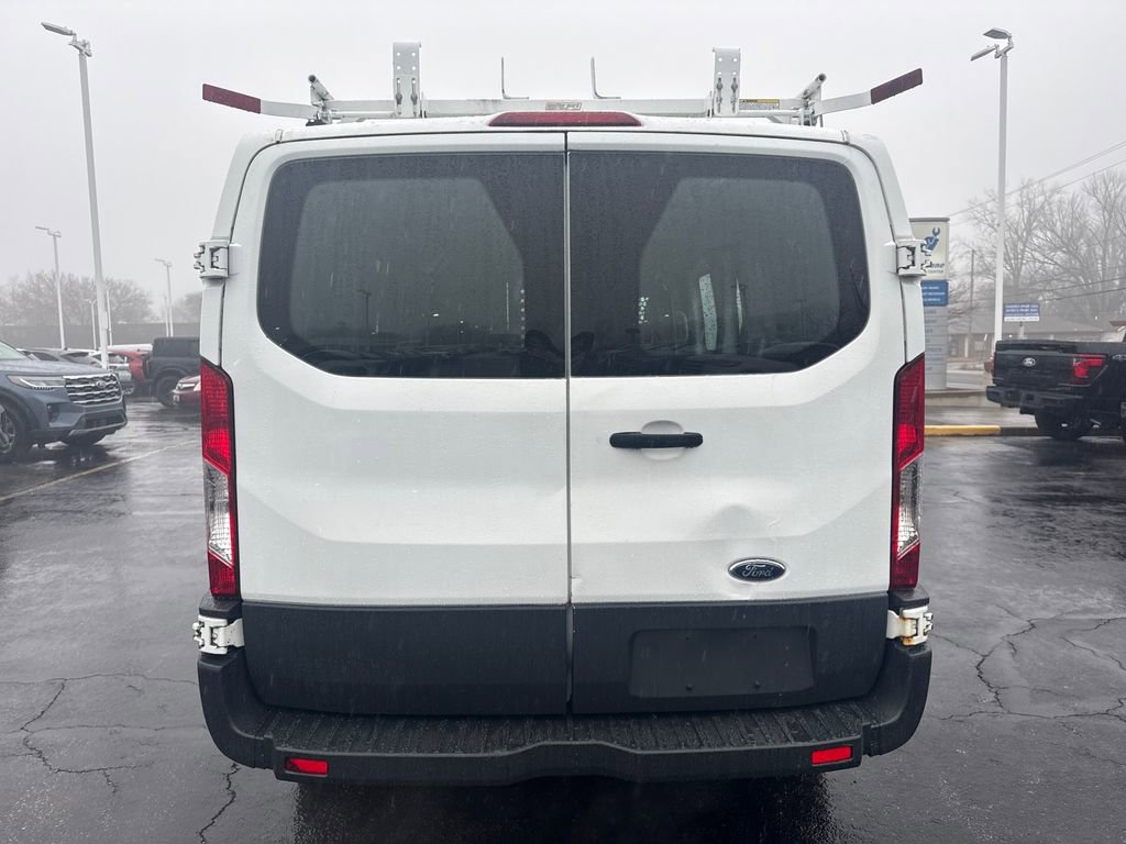 Used 2015 Ford Transit 250 130 Low Roof image 7