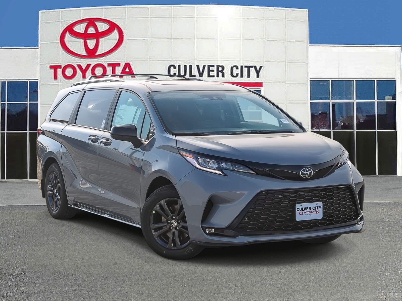 New 2026 Toyota Sienna XSE AWD/4WD image 1