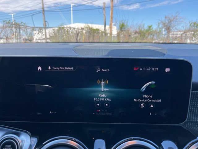 Used 2020 Mercedes-Benz GLB 250 4MATIC image 24