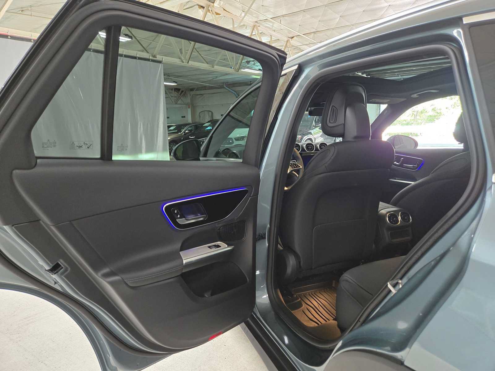 Used 2026 Mercedes-Benz GLC 300 4MATIC image 15