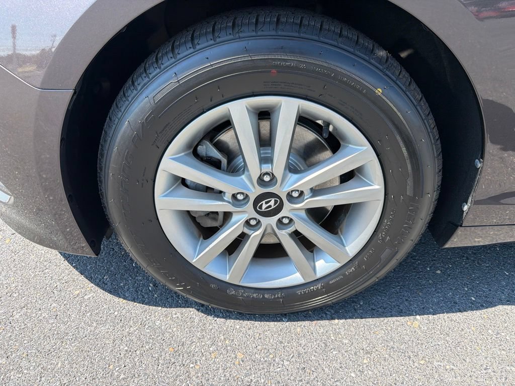 Used 2017 Hyundai Sonata SE FWD image 13