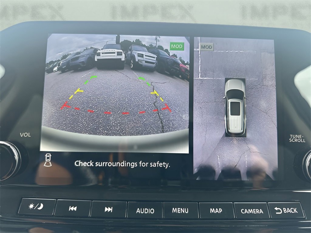 Used 2025 Nissan Pathfinder SL image 22