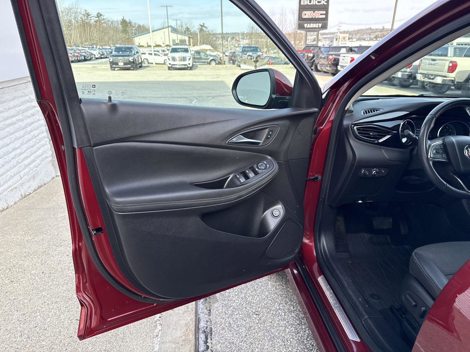 Used 2023 Buick Encore GX Select w/ Sport Touring Package image 10