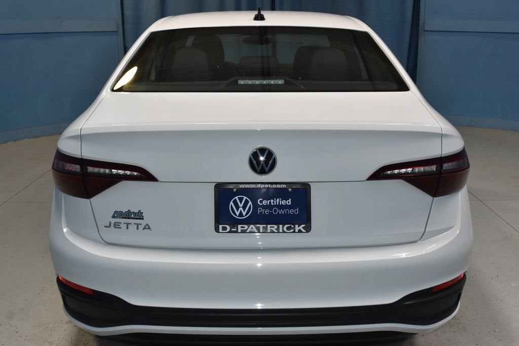 Certified 2024 Volkswagen Jetta Sport FWD image 26