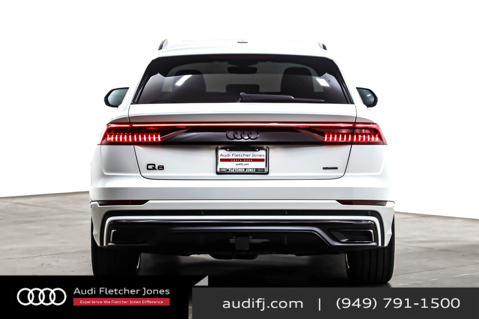 Used 2023 Audi Q8 Prestige w/ Prestige Package image 4