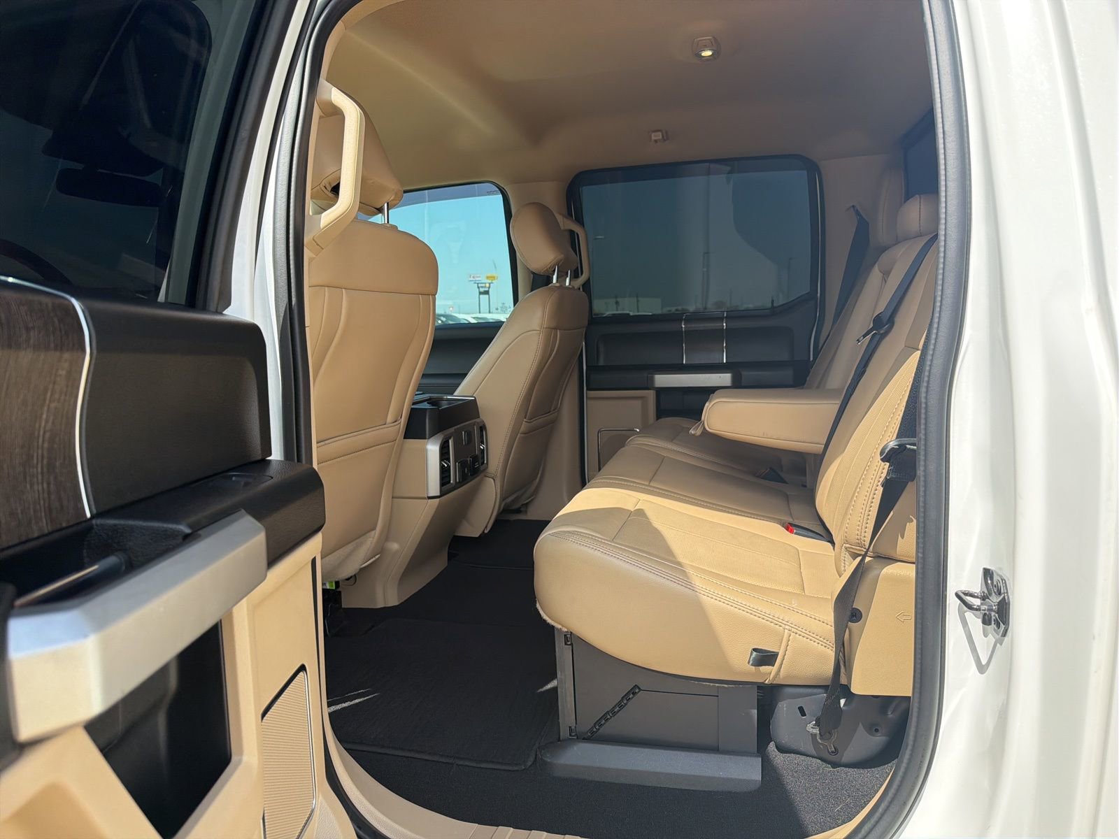 Used 2020 Ford F250 Lariat w/ Tremor Off-Road Package image 23