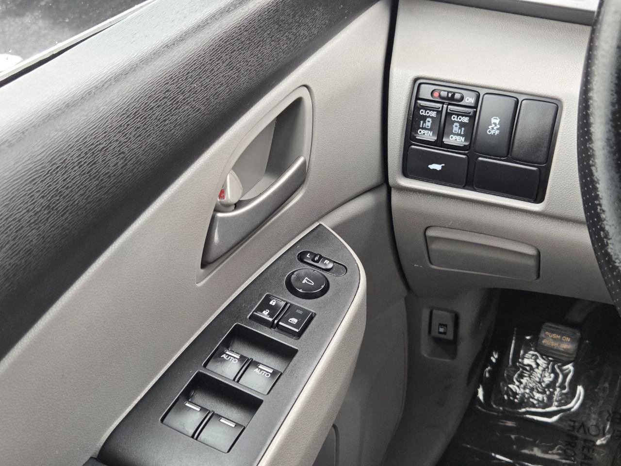 Used 2012 Honda Odyssey EX-L image 27