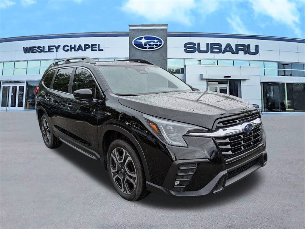 New 2025 Subaru Ascent Limited image 2