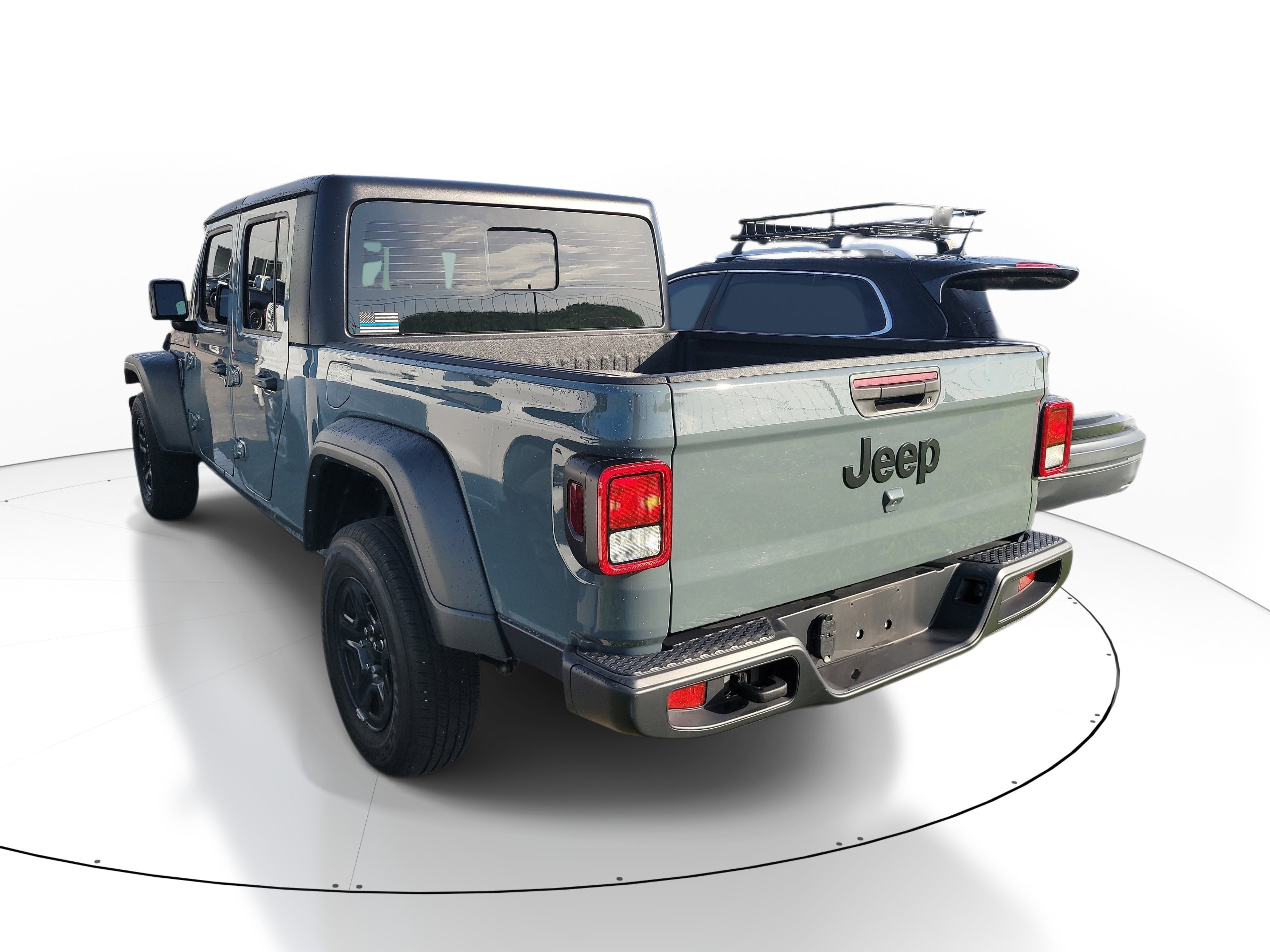 Used 2024 Jeep Gladiator Sport image 6