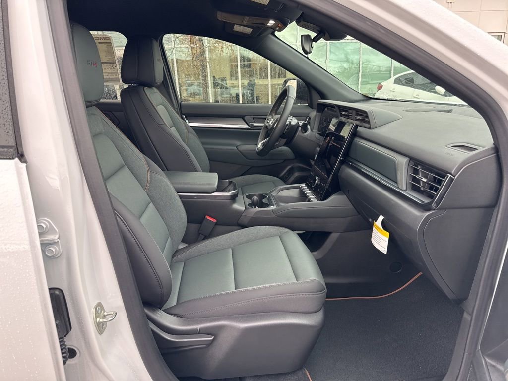 New 2026 GMC Terrain AT4 image 19