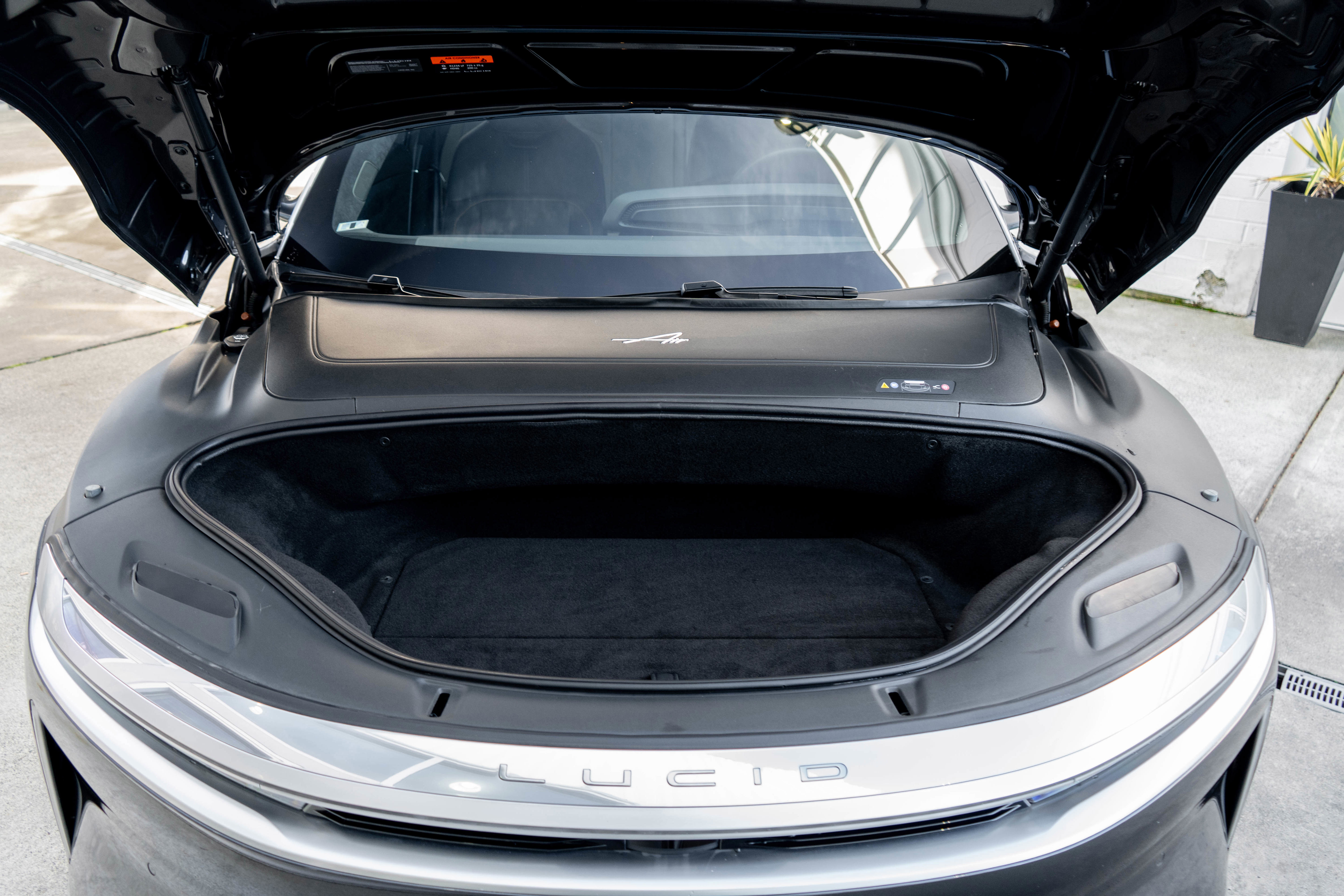 Used 2022 Lucid Air Grand Touring image 39