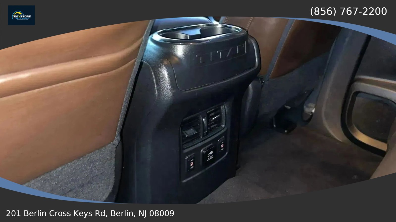 Used 2016 Nissan Titan Platinum Reserve image 36