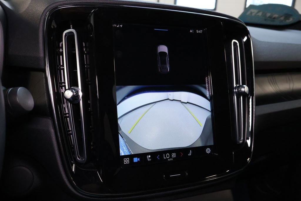 Used 2022 Volvo C40 P8 Recharge Ultimate image 37