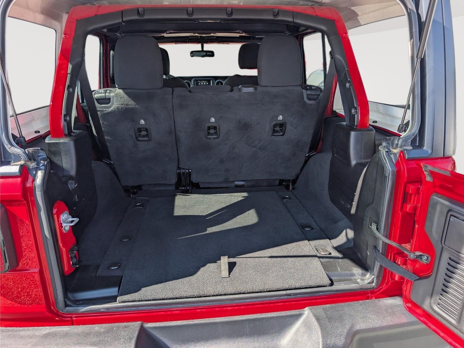 Used 2023 Jeep Wrangler Unlimited Sport AWD/4WD image 12