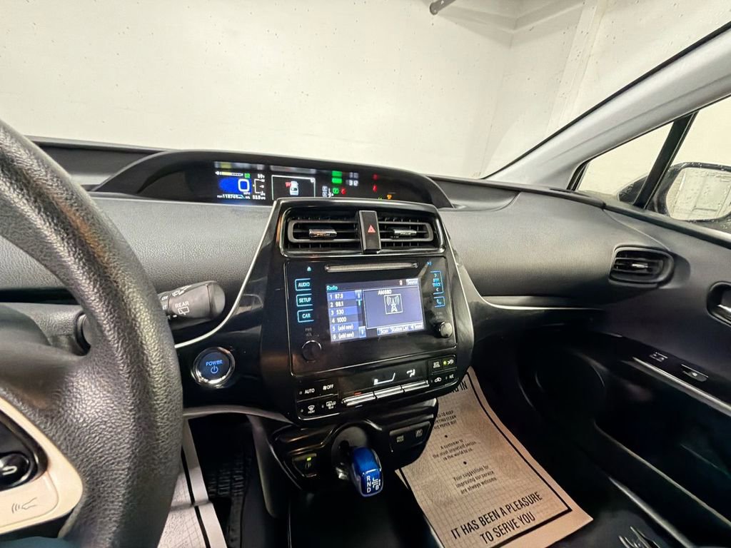 Used 2018 Toyota Prius Two w/ Prius Two Safety Plus Package FWD image 18