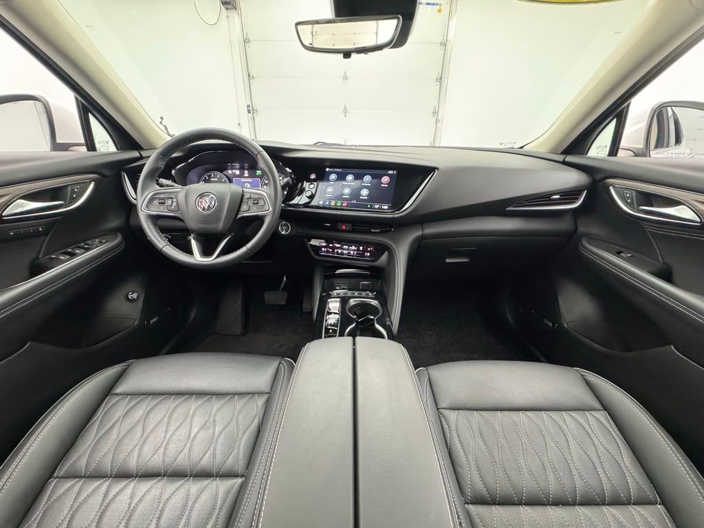 Used 2023 Buick Envision Avenir image 3