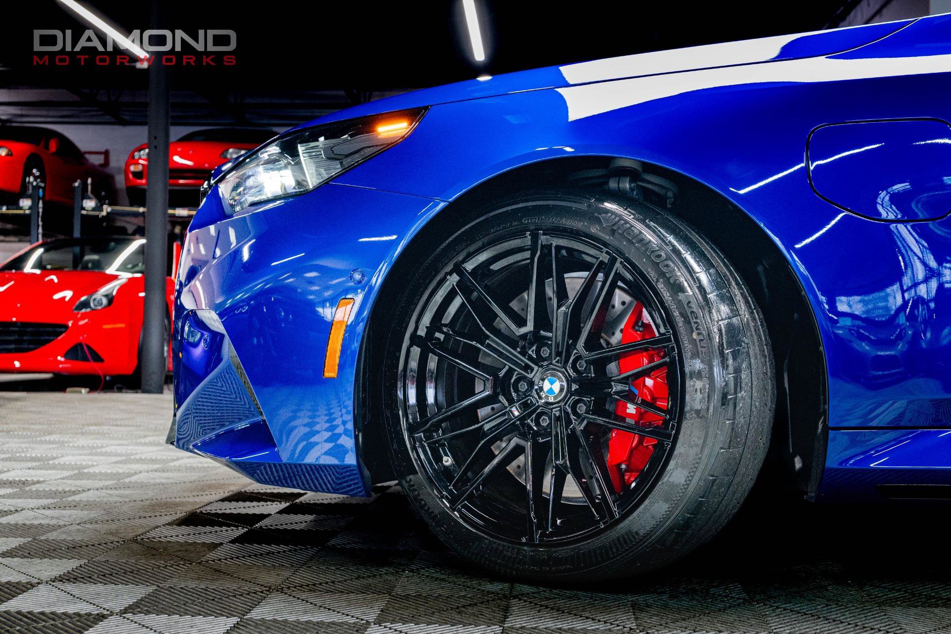 Used 2025 BMW M5 w/ Carbon Package image 11