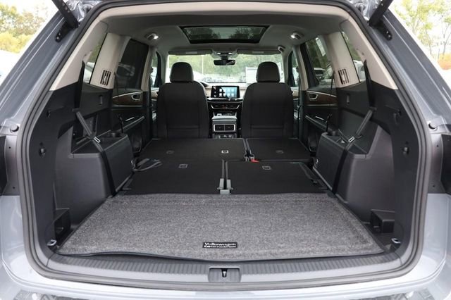 New 2026 Volkswagen Atlas SE image 9